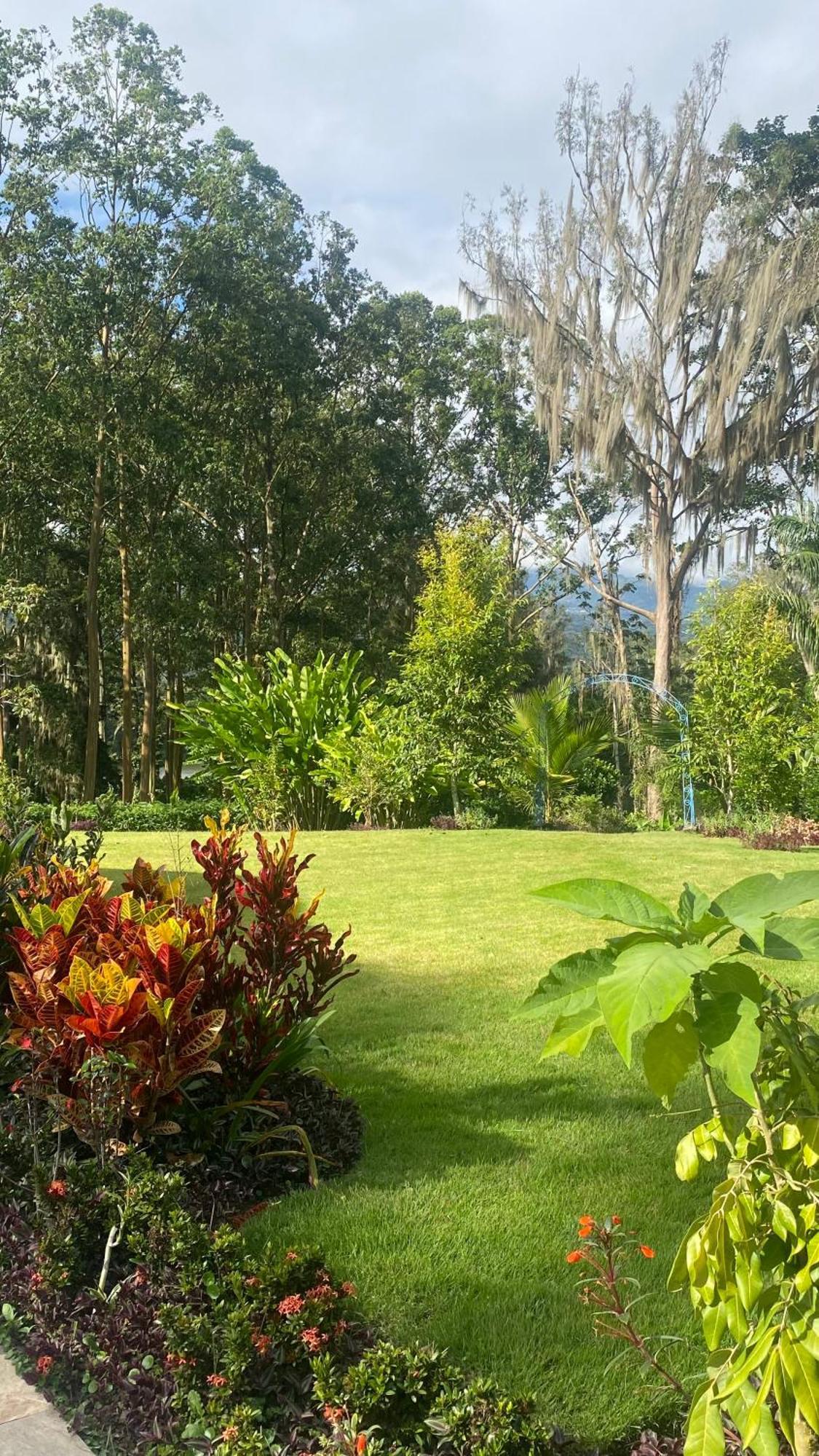 Casa Del Lago Cachí المظهر الخارجي الصورة